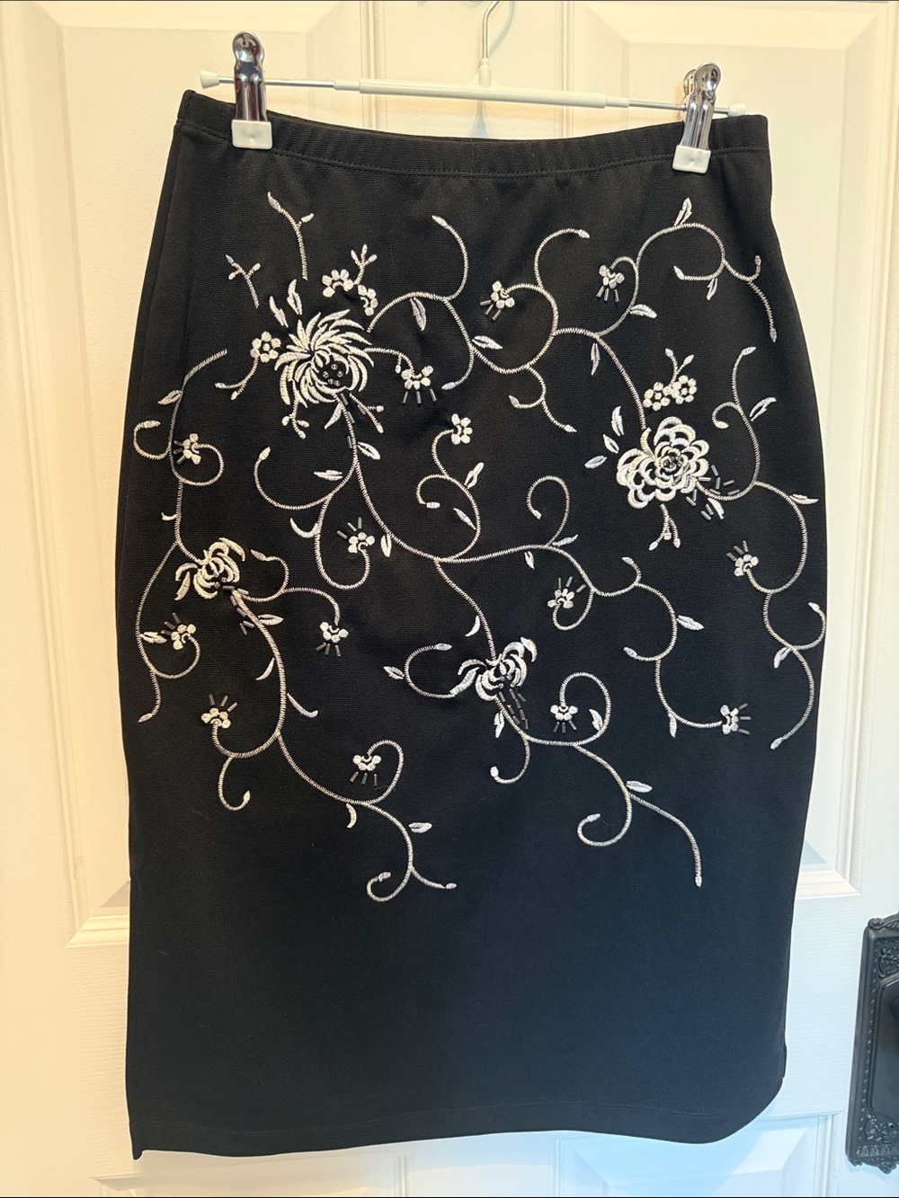 Black Embroidered Pencil Skirt - Classic Floral Detail